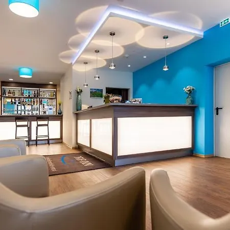 Hotel Trip 3*